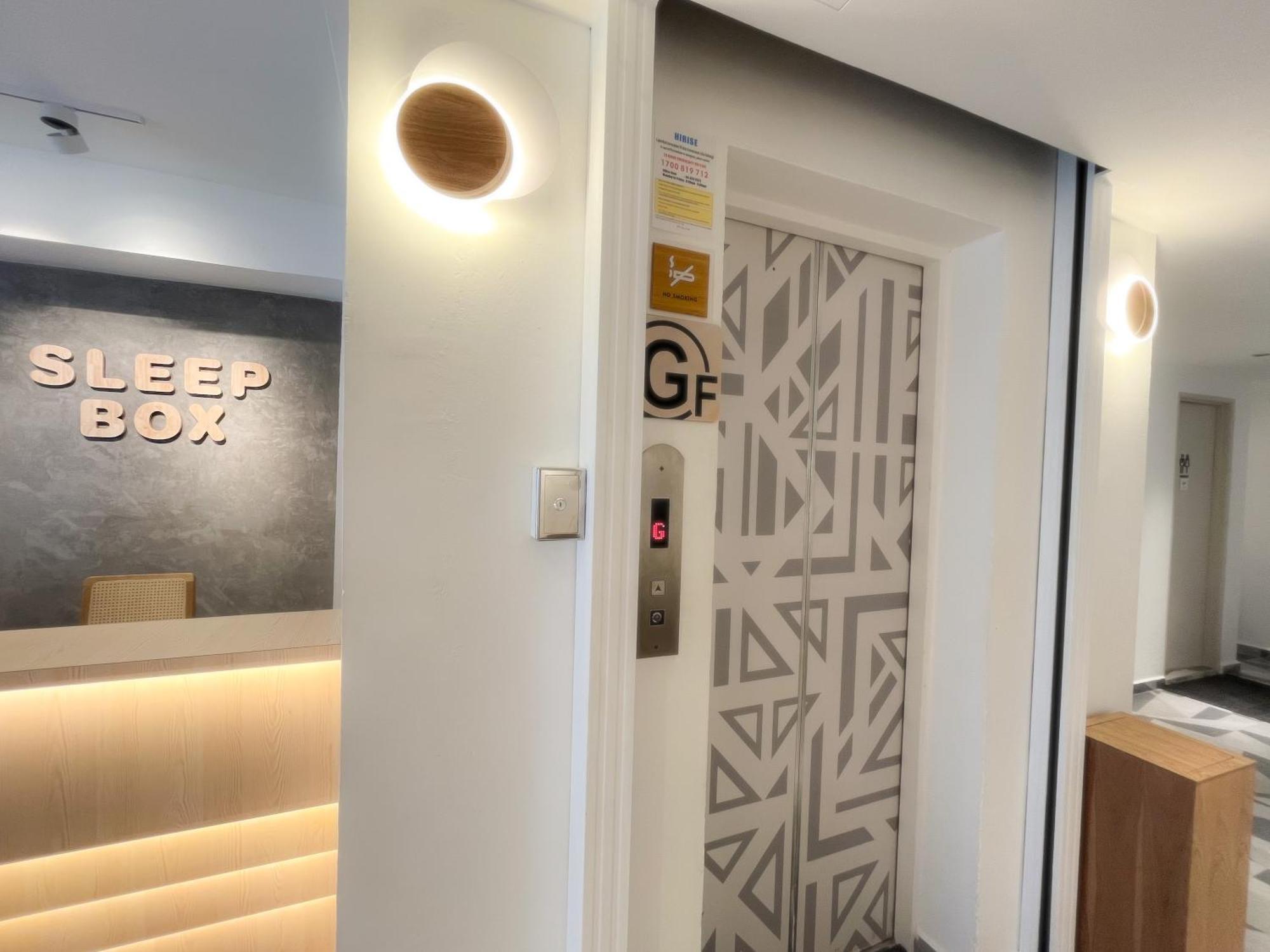 Sleep Box Penang Hotel George Town Exterior photo